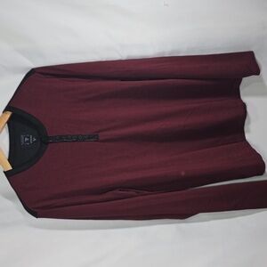 3/$30 NWT GUESS long sleeve maroon vegan leather details